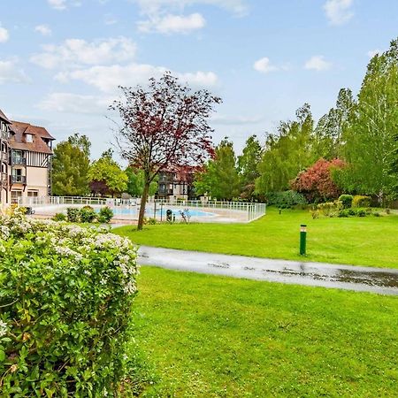 Charming Flat In A Residence With Pool - Deauville - Welkeys Exterior foto